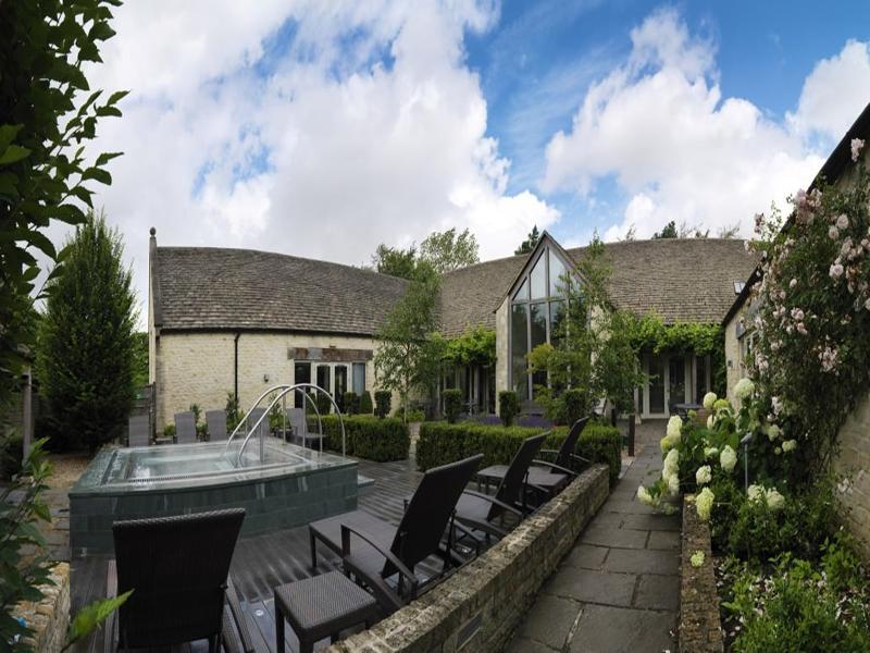 Calcot Hotel & Spa 泰特伯里 外观 照片