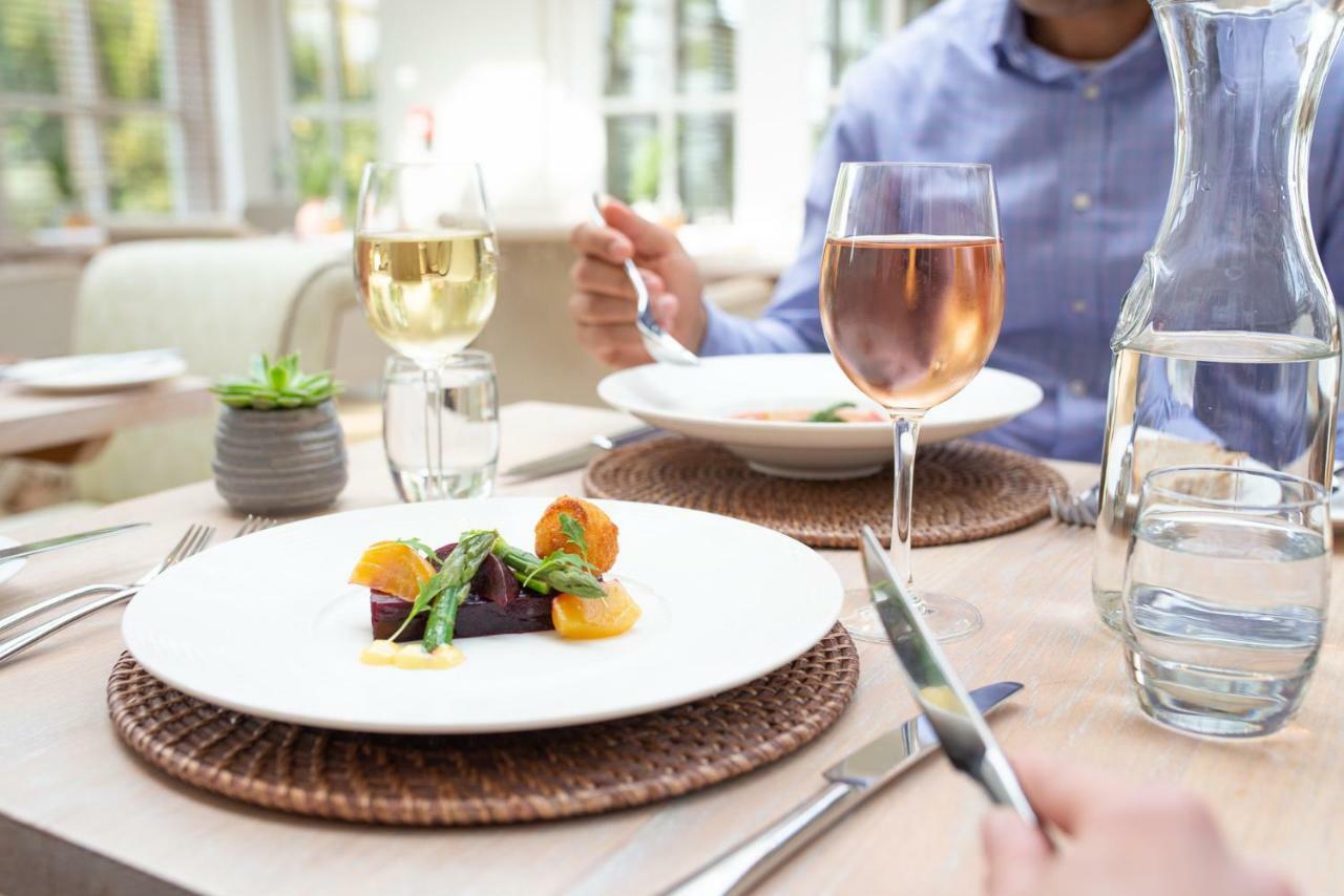 Calcot Hotel & Spa 泰特伯里 外观 照片