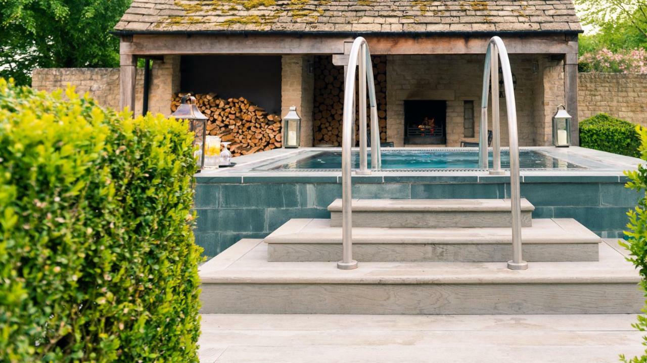Calcot Hotel & Spa 泰特伯里 外观 照片