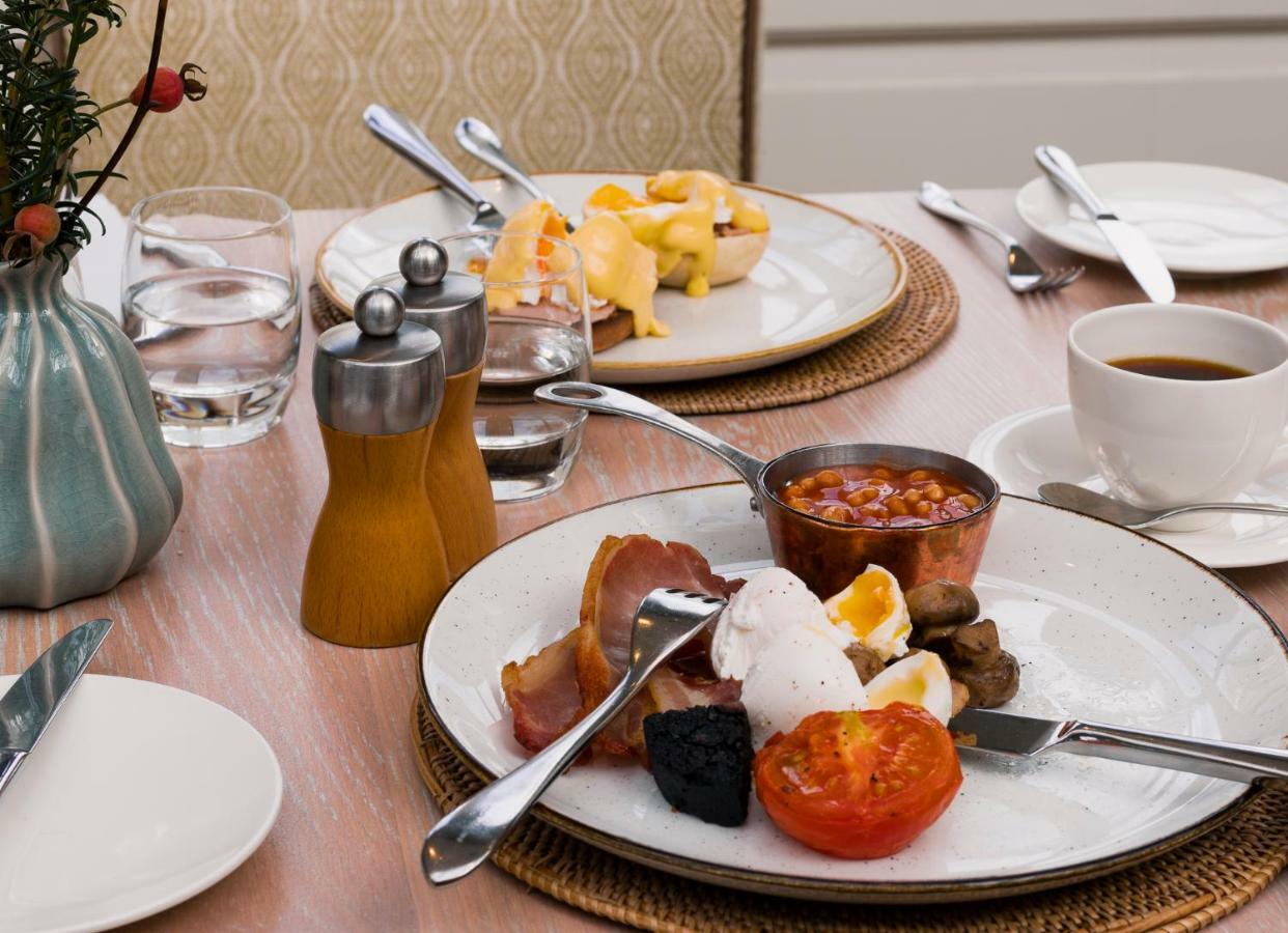 Calcot Hotel & Spa 泰特伯里 外观 照片