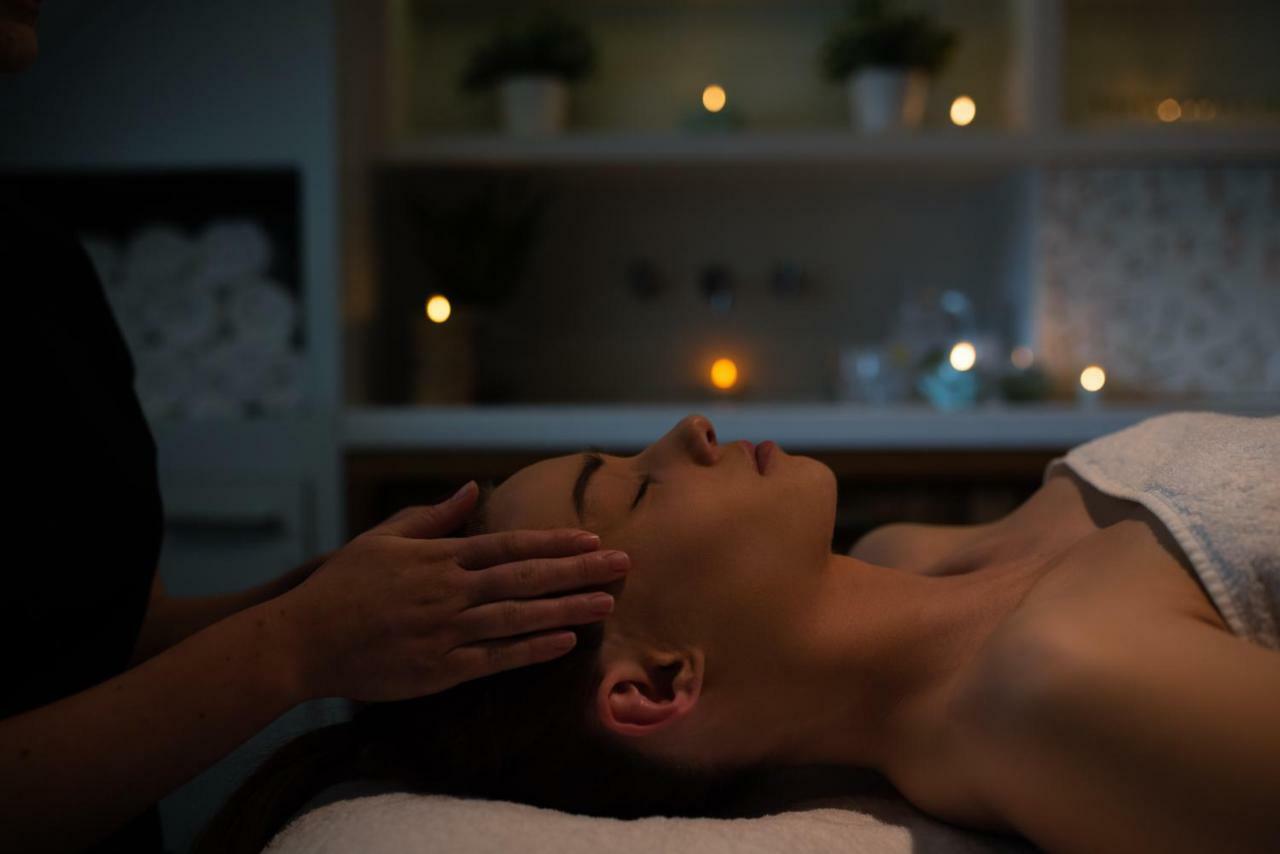 Calcot Hotel & Spa 泰特伯里 外观 照片